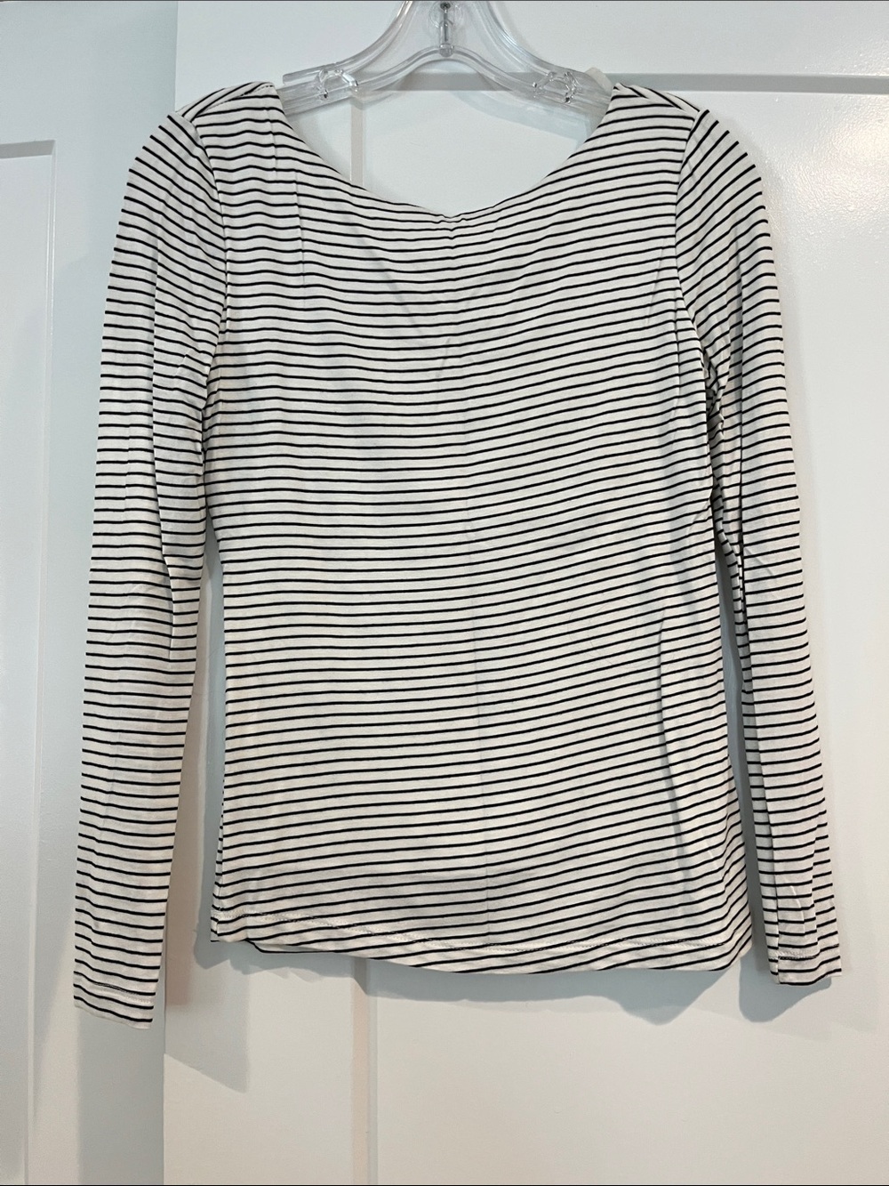 Carly Jean Los Angeles White and Black Striped Long Sleeve Top